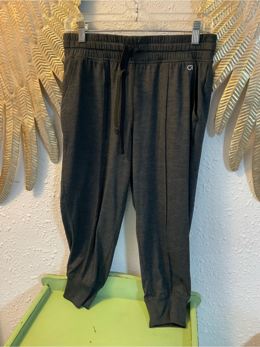 Gapfit Brushed Tech Jersey Joggers Size S